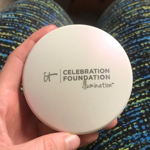 It Cosmetics Celebration Foundation Illumination